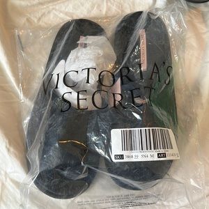 Victoria's Secret Pom Pom Pretty Black Slippers